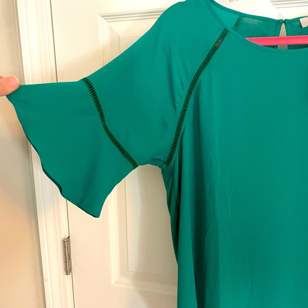 Loft, Medium Emerald Green blouse. NWT